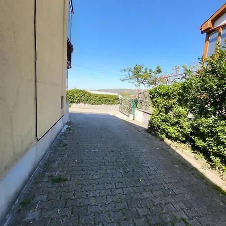 Danidan Apartment *