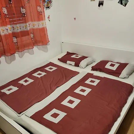 Danidan Apartment *